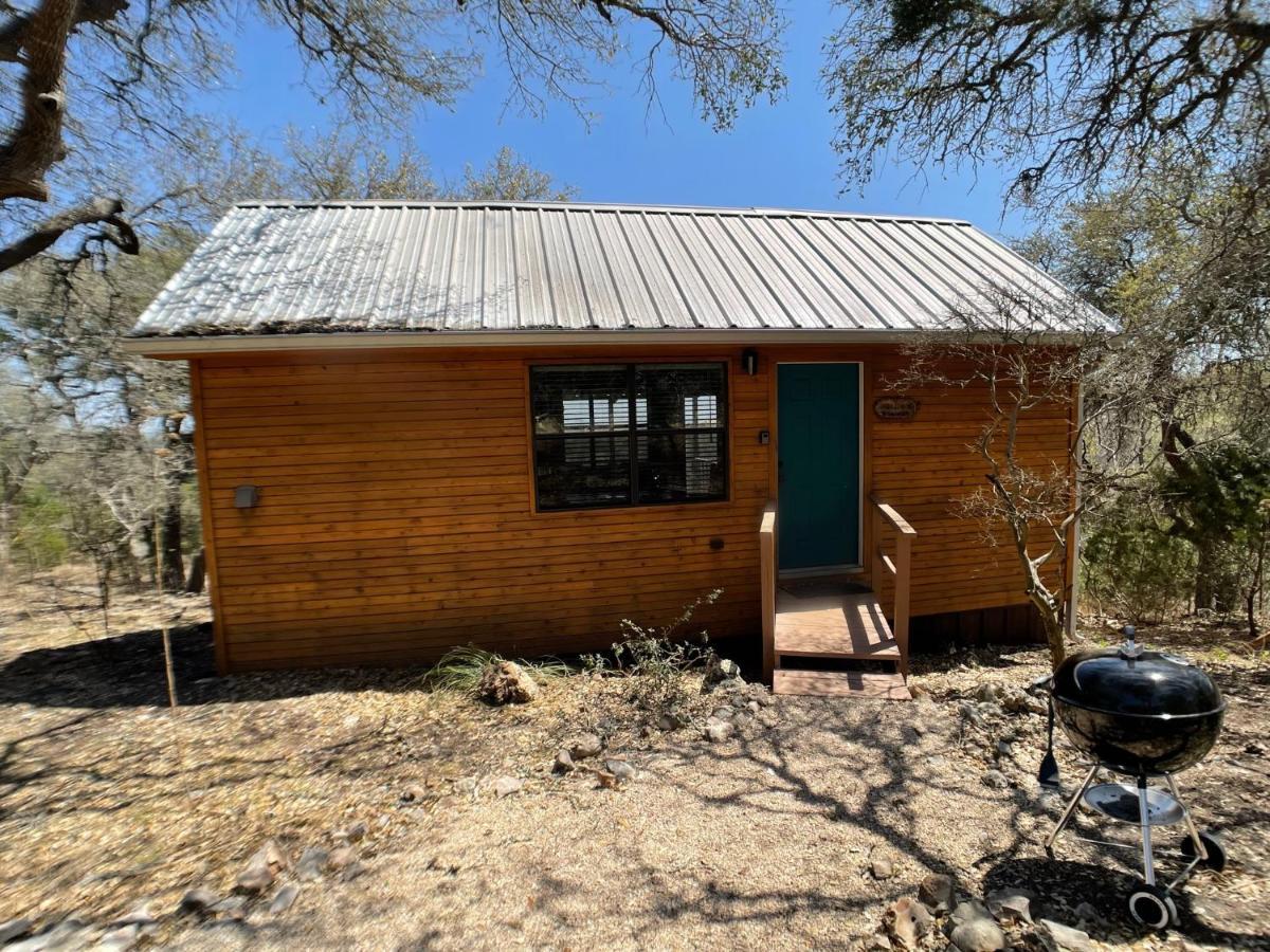 Walnut Canyon Cabins 弗雷德里克斯堡 外观 照片