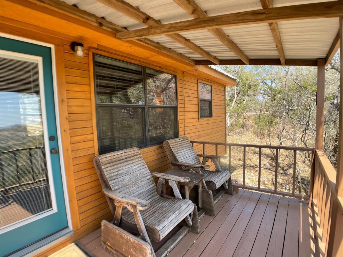 Walnut Canyon Cabins 弗雷德里克斯堡 外观 照片