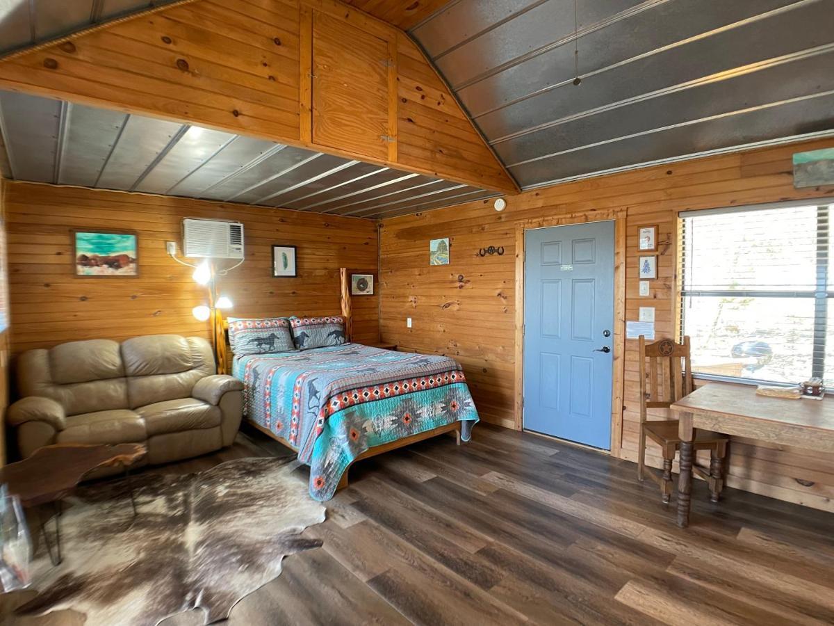 Walnut Canyon Cabins 弗雷德里克斯堡 外观 照片