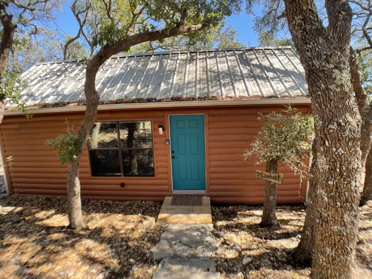 Walnut Canyon Cabins 弗雷德里克斯堡 外观 照片